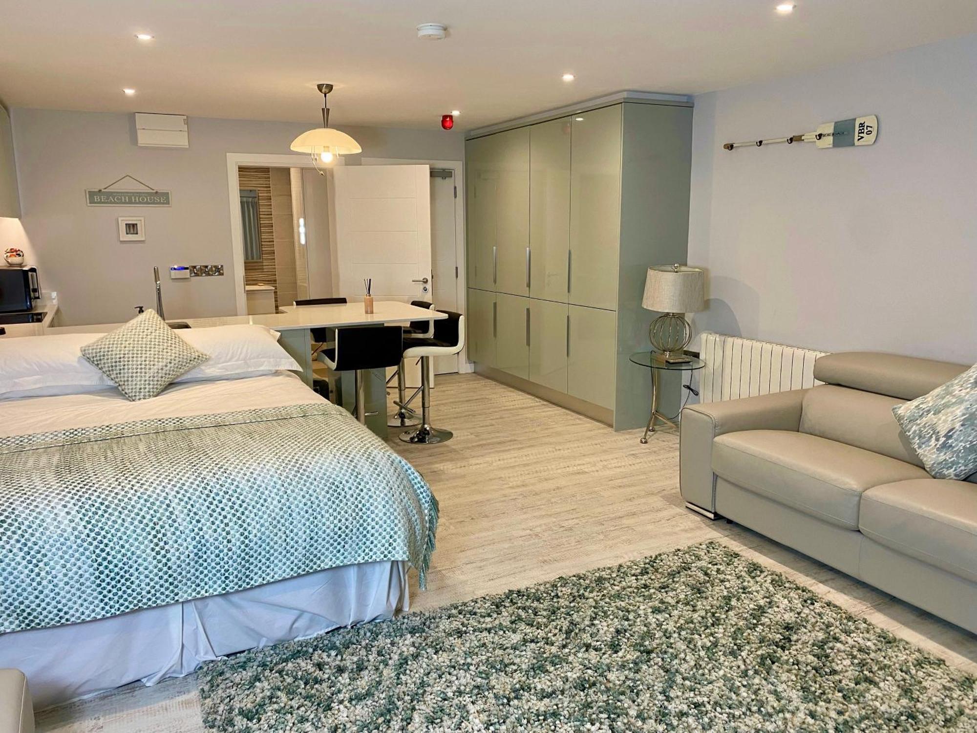The North Cove, 20M To The Sea, Modern Studio Apartment Portrush Εξωτερικό φωτογραφία