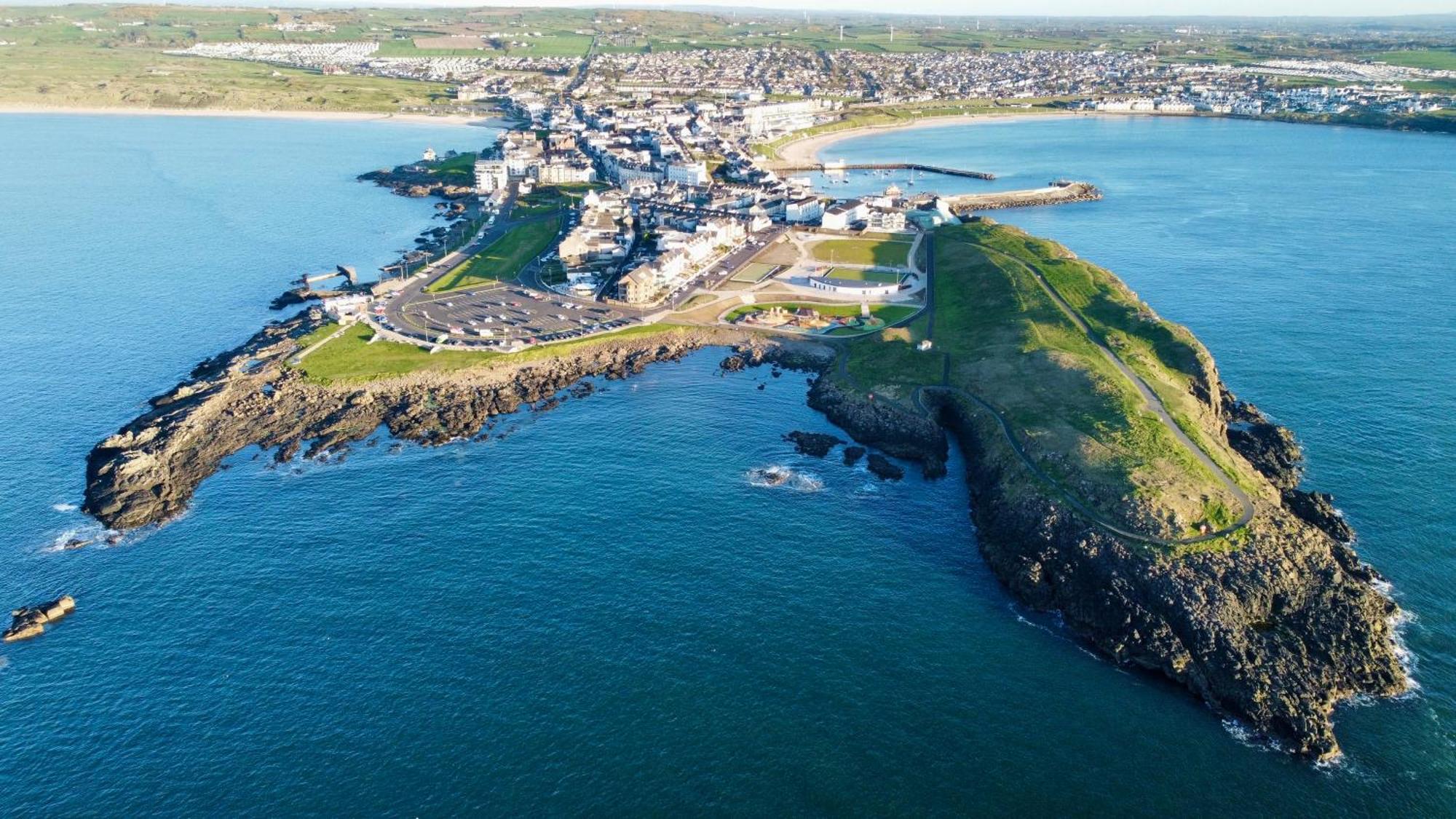 The North Cove, 20M To The Sea, Modern Studio Apartment Portrush Εξωτερικό φωτογραφία