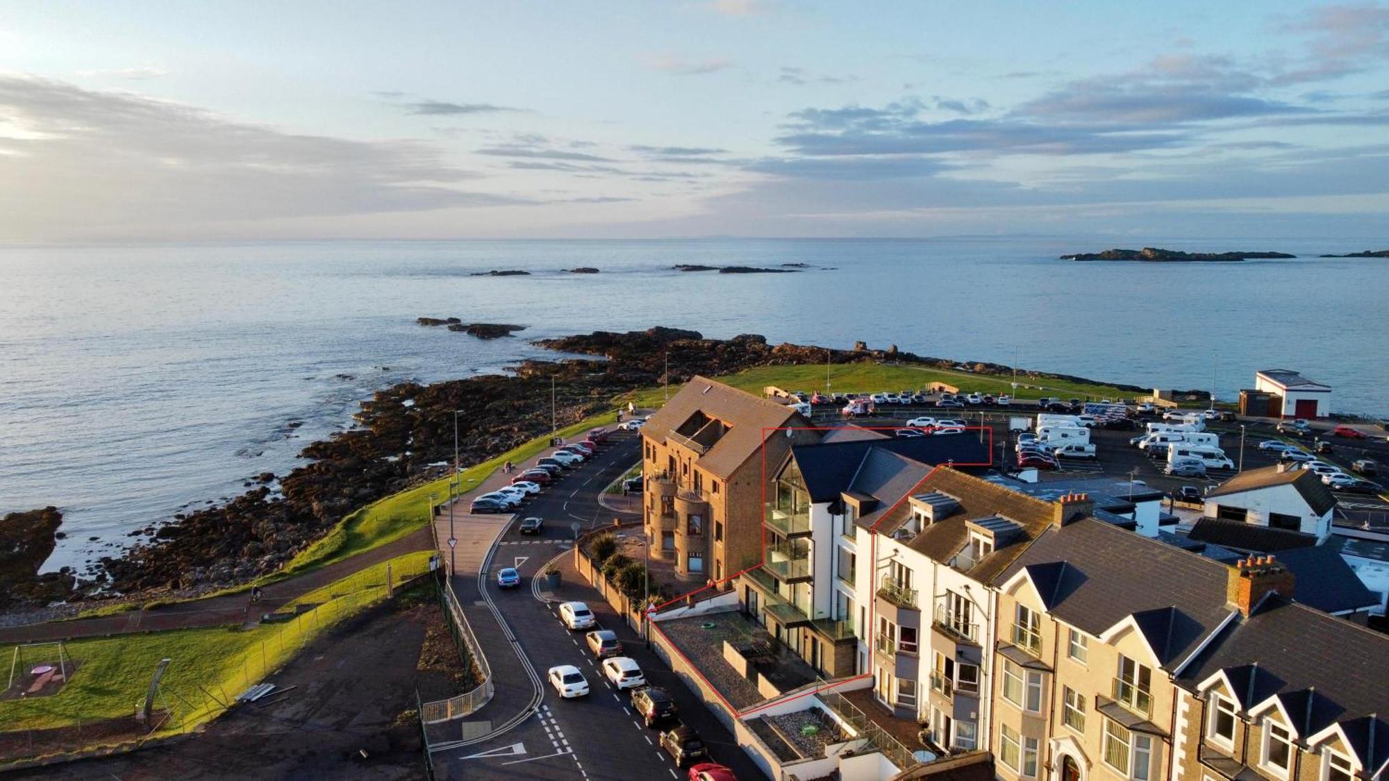 The North Cove, 20M To The Sea, Modern Studio Apartment Portrush Εξωτερικό φωτογραφία