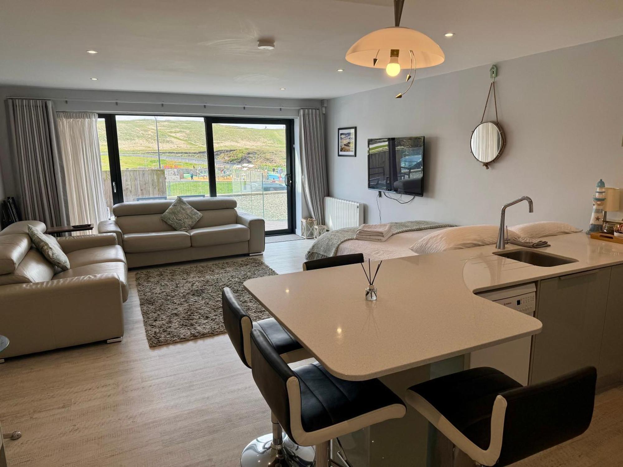 The North Cove, 20M To The Sea, Modern Studio Apartment Portrush Εξωτερικό φωτογραφία
