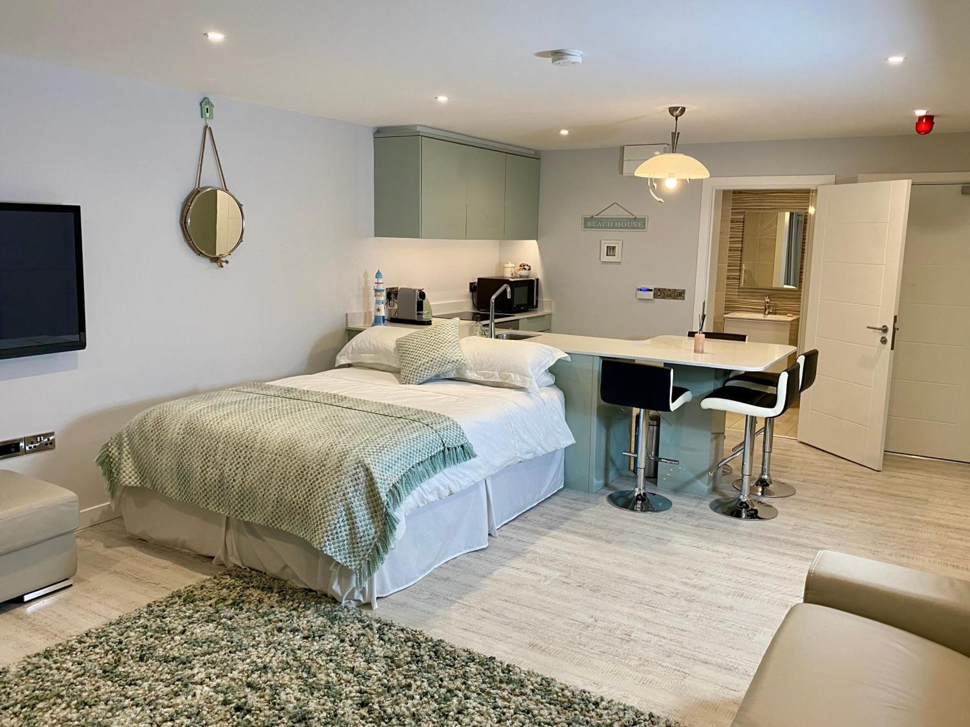 The North Cove, 20M To The Sea, Modern Studio Apartment Portrush Εξωτερικό φωτογραφία